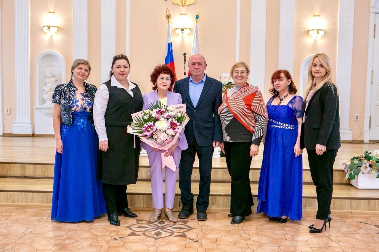 Поздравление в ЗАГСЕ.