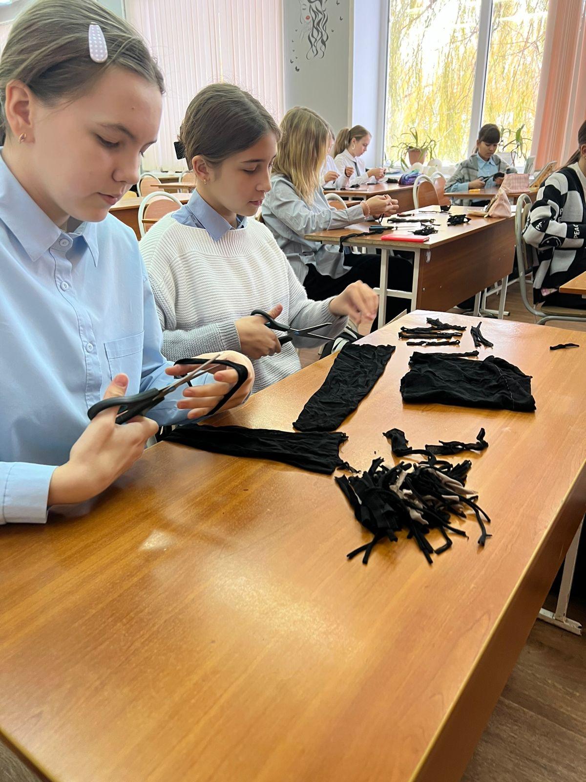 Продолжается работа волонтеров из Новопушкинского МО..
