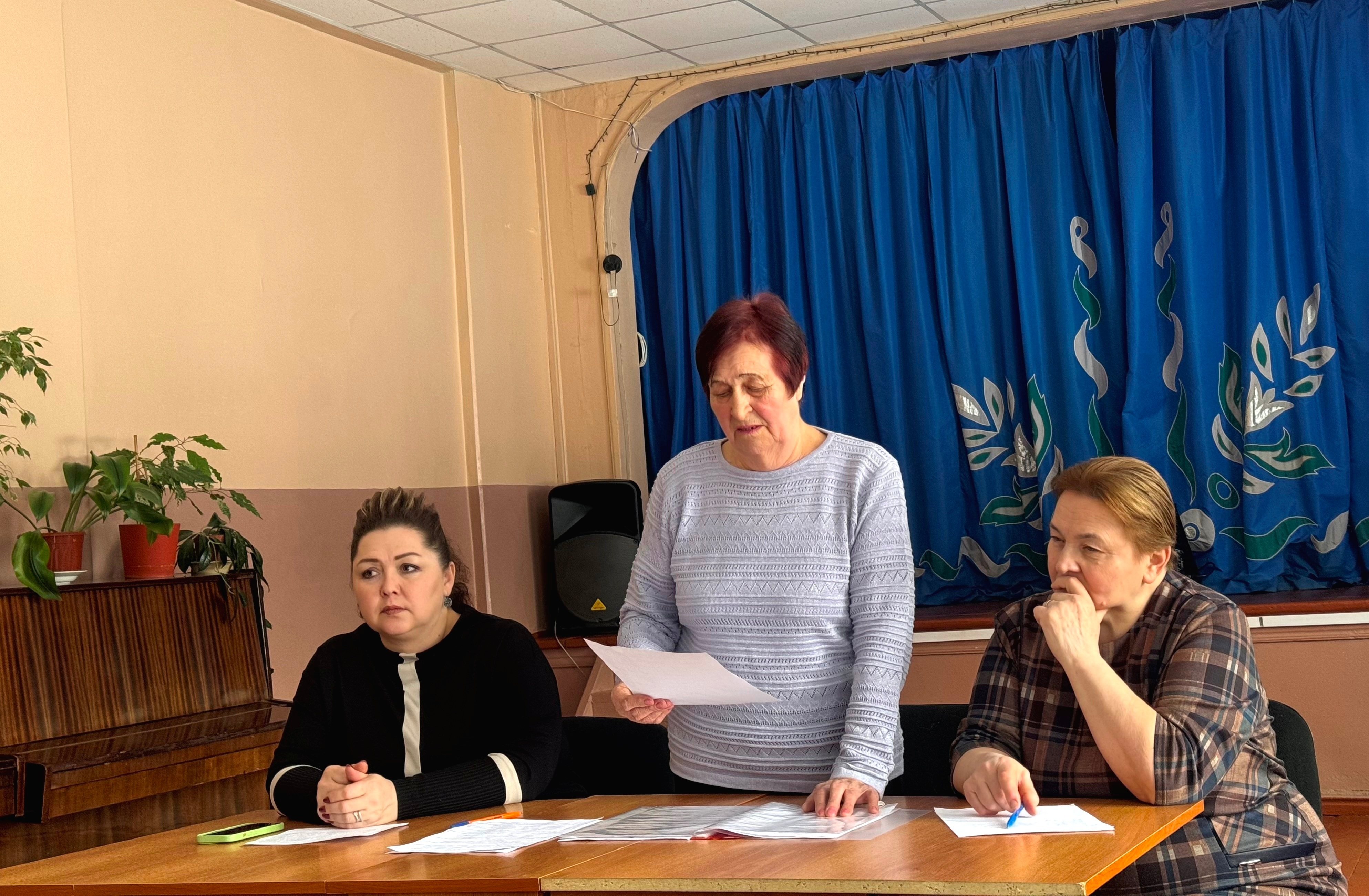 Собрание с жителями п. Придорожный по вопросу ограждения кладбища.