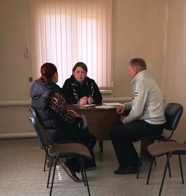 прием граждан п.им.Карла Маркса главой Новопушкинского МО.