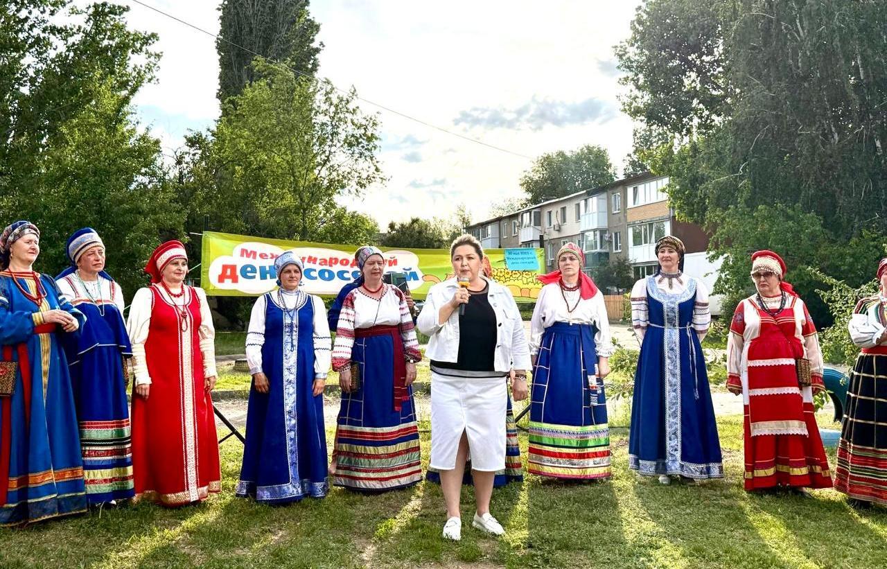 в Новопушкинском МО отметили Международный день соседа.