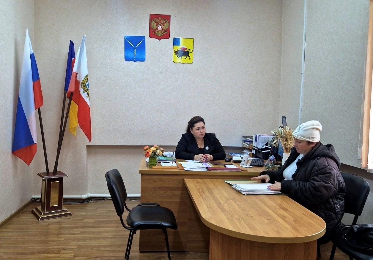 Прием Главы НМО в п. им. Карла Маркса, Анисовский, Пробуждение.